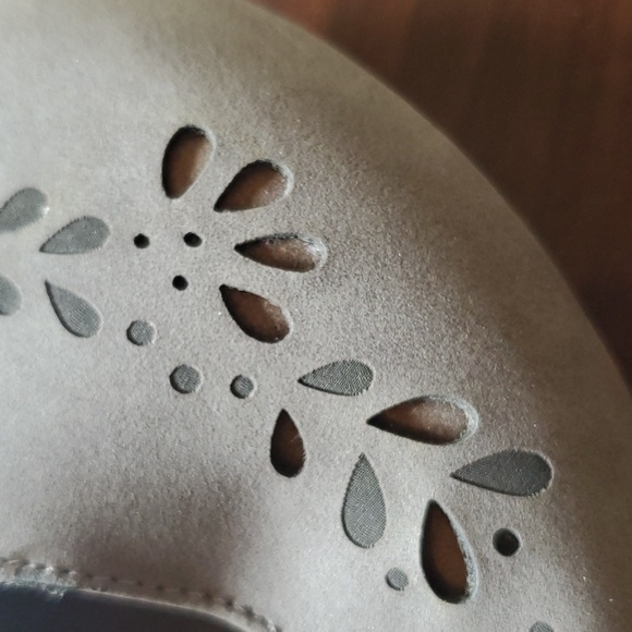 Vionic clogs - Picture 6 of 7